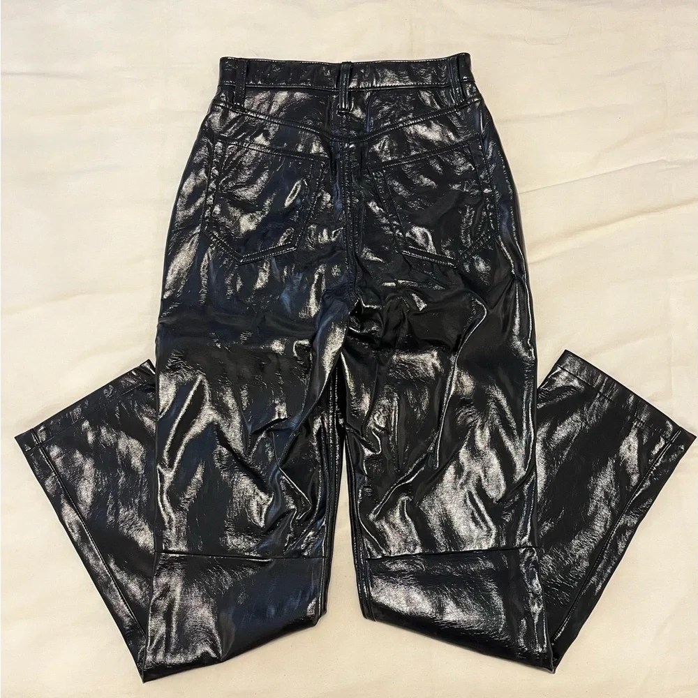 Abercrombie Curve Love ‘The 90s Straight Ultra High Rise’ Vegan Leather Pants - Picture 2 of 5